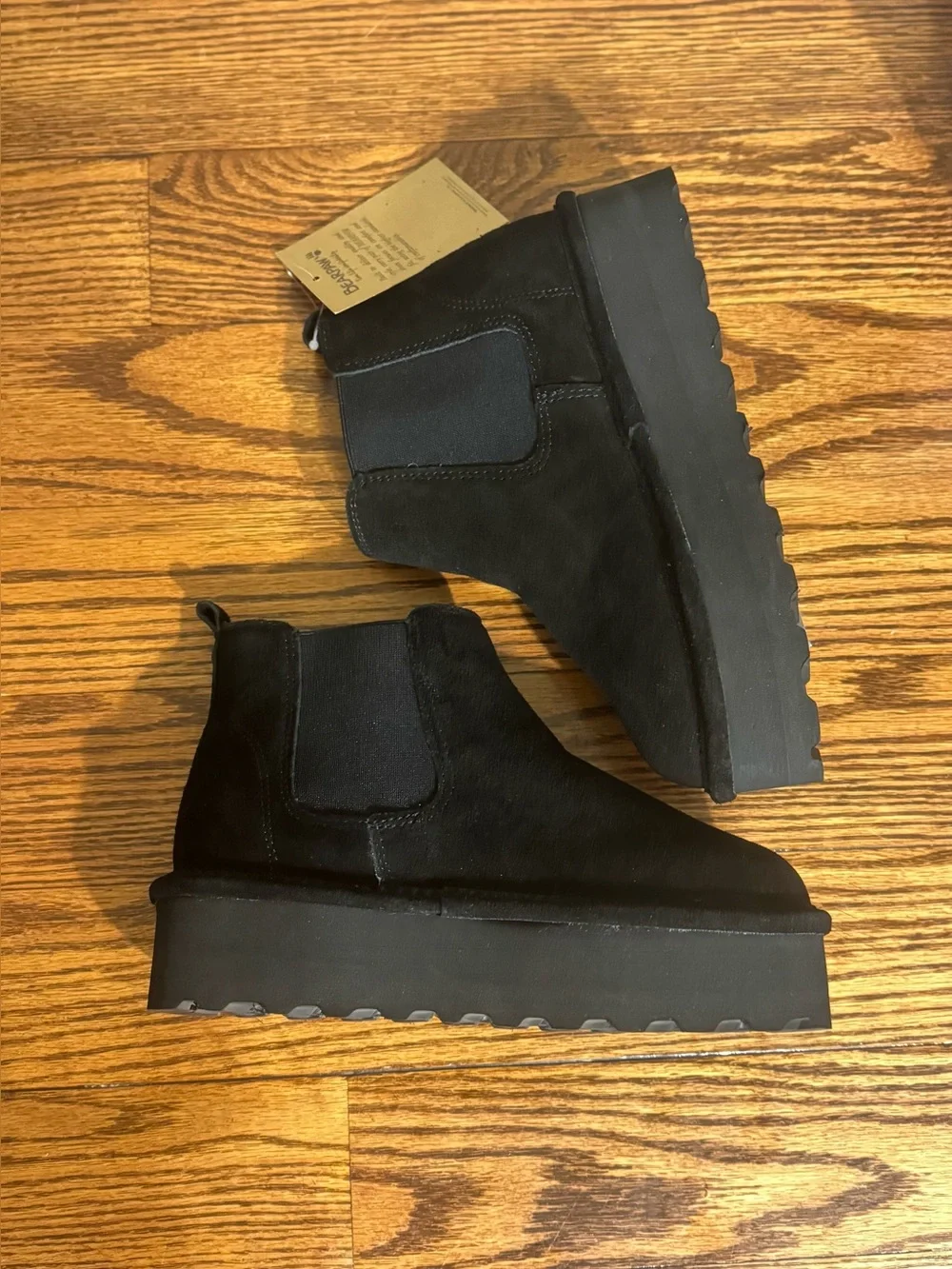 BearPaw Retro Drew Women's Black Suede Platform Sheep Fur Lined Boots - 6